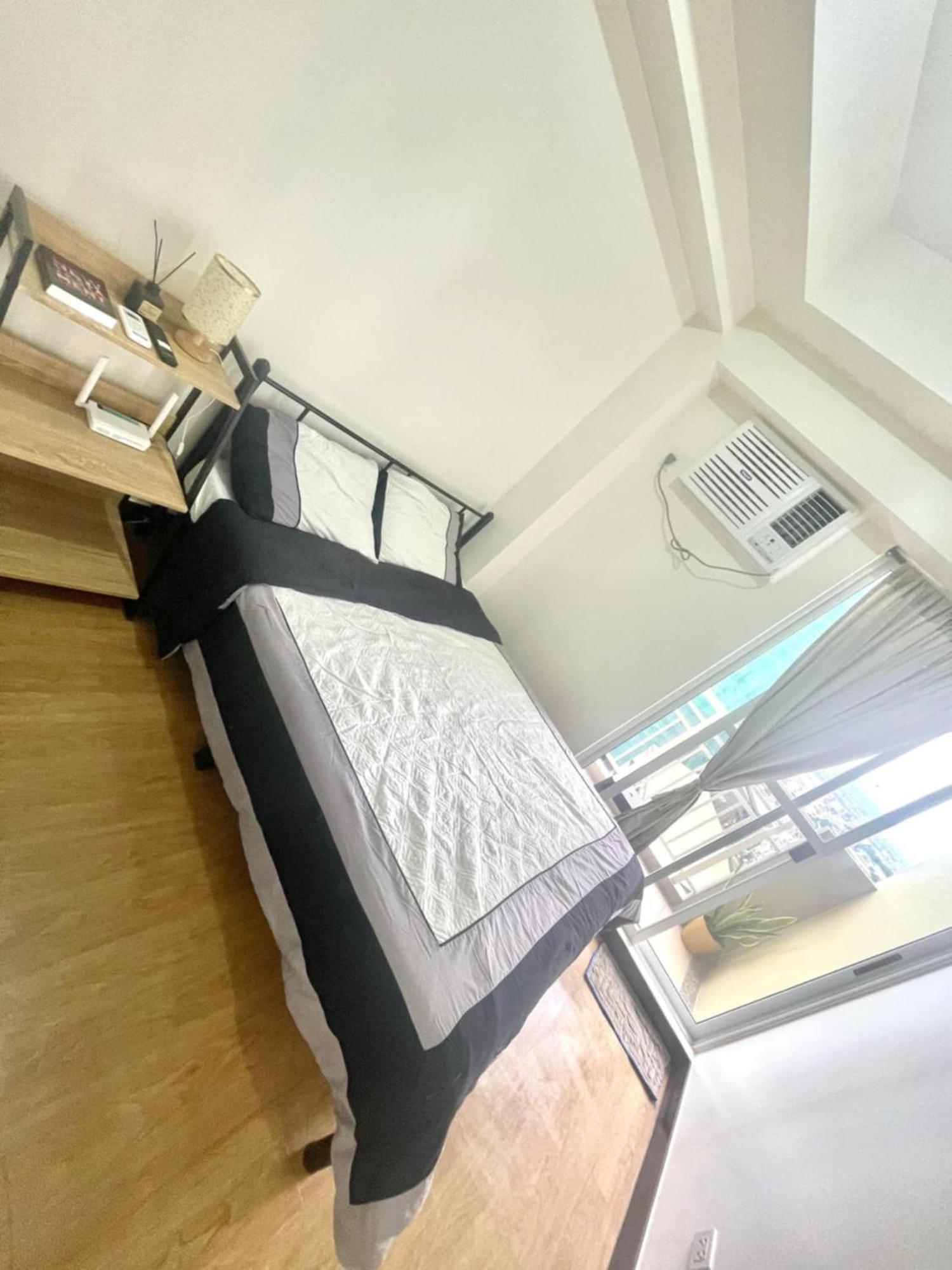 Infina Towers Aparthotel Quezon City Exterior photo